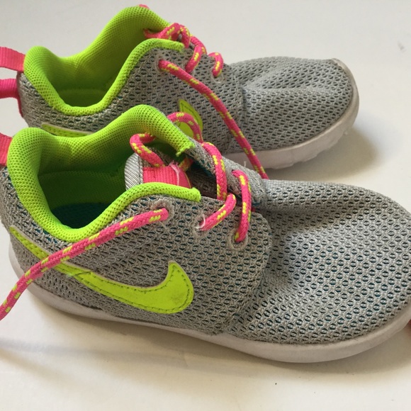 Nike Other - 3/$25 Nike sneakers, gray w/ yellow & pink
